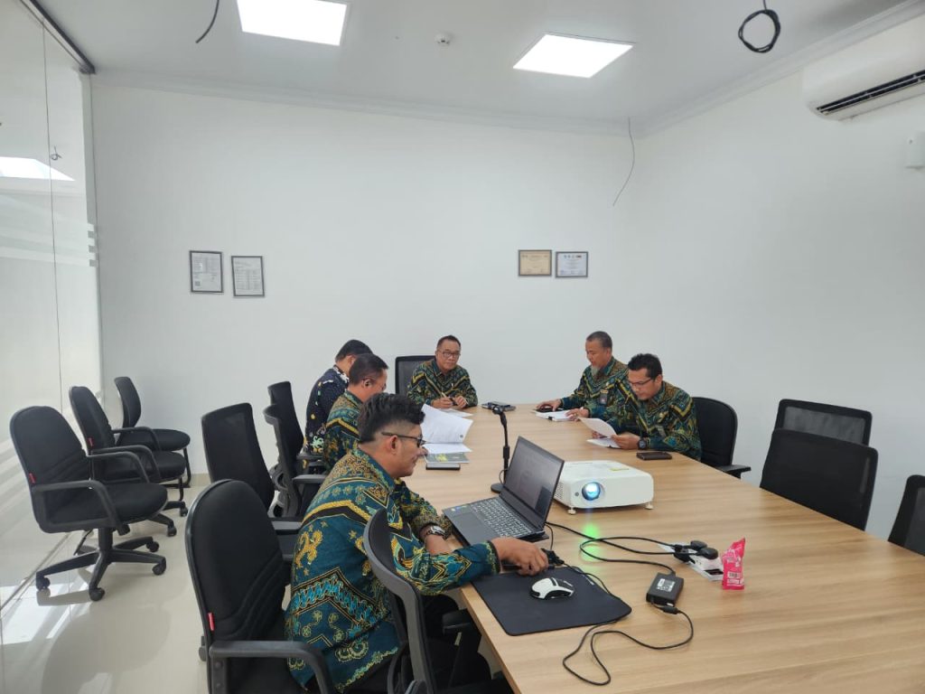 Pengadilan Tinggi Kepulauan Riau Gelar Rapat Penelaahan Usulan Kenaikan Kelas Pengadilan Negeri Tanjung Balai Karimun