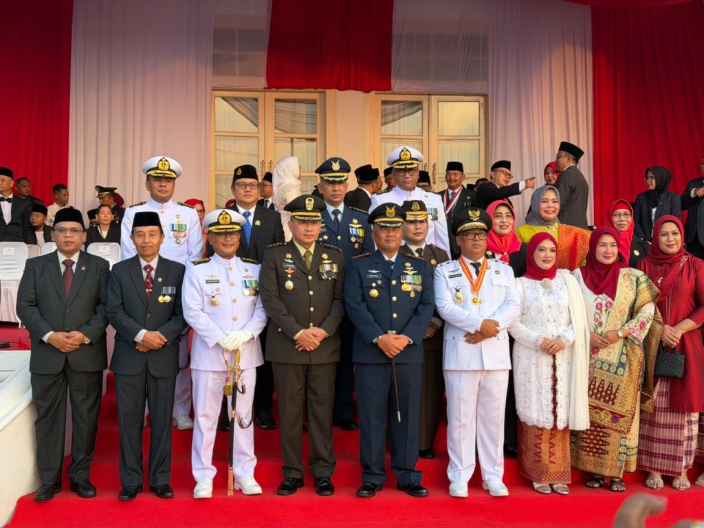 Upacara Penurunan Bendera Sang Merah Putih dalam Rangka HUT ke-81 Kemerdekaan RI