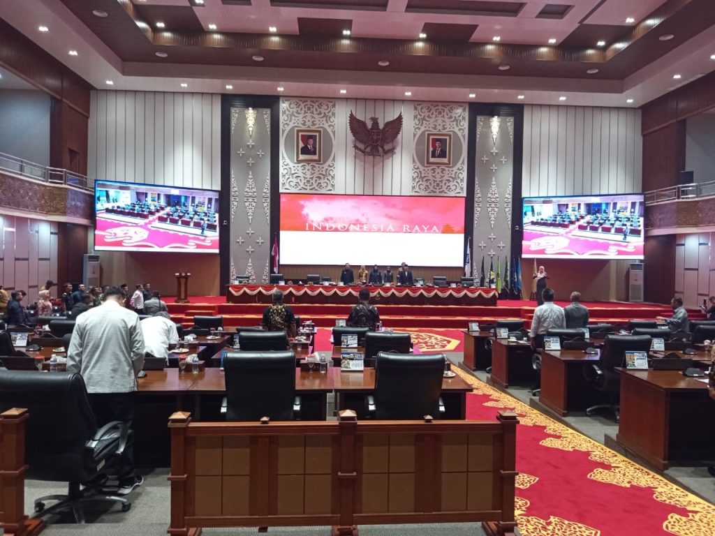 Pengadilan Tinggi Kepulauan Riau Hadiri Rapat Paripurna Penyampaian KUA dan PPAS Perubahan APBD 2026