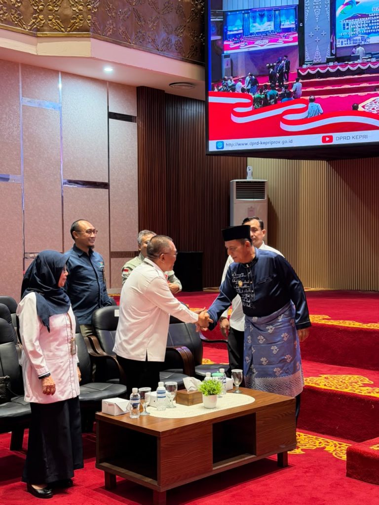 Wakil Ketua PT Kepri Hadiri Laporan Akhir Badan Anggaran DPRD Provinsi Kepulauan Riau