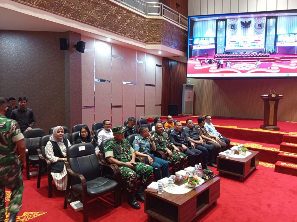 Penyampaian Nota Keuangan dan Rancangan Peraturan Daerah tentang Perubahan APBD Provinsi Kepulauan Riau
